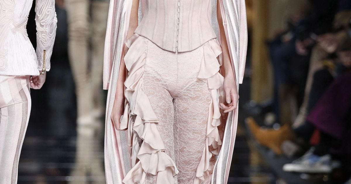 Коллекция Balmain прет-а-порте сезона осень-зима 2016-2017