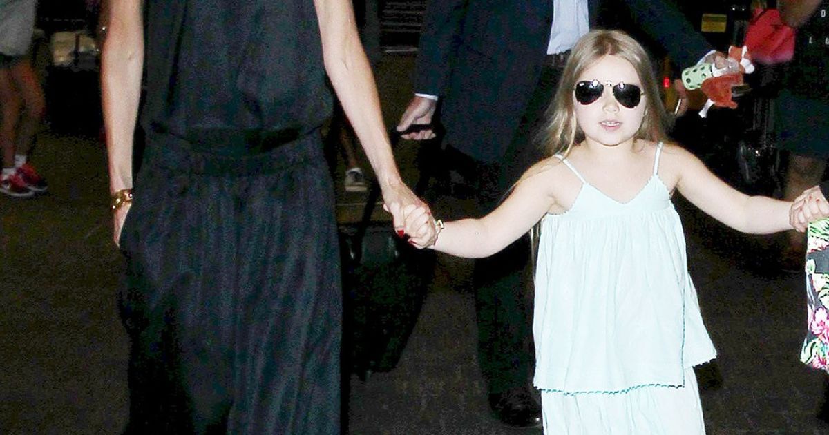 Виктория Бекхэм с семьей в Лос-Анджелесе