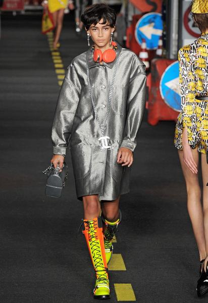 Коллекция&nbsp;Moschino прет-а-порте сезона весна-лето 2016 / © East News