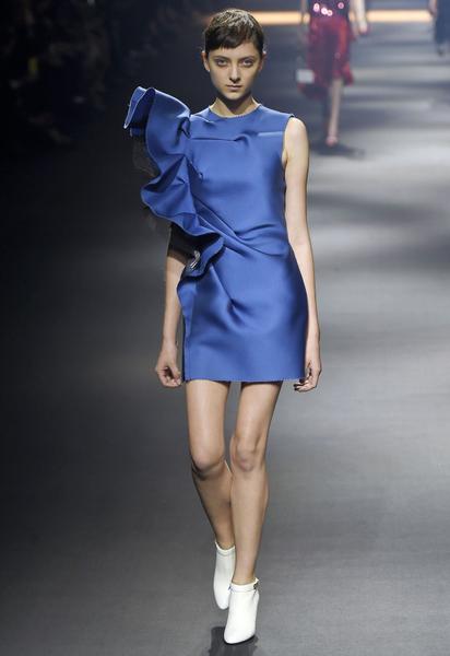 Коллекция&nbsp;Lanvin прет-а-порте сезона весна-лето 2016 / © East News