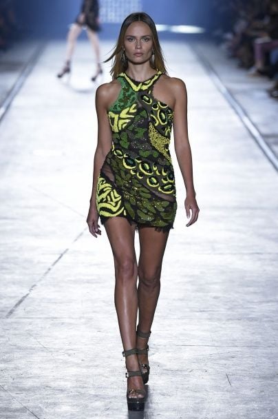 Коллекция Versace прет-а-порте сезона весна-лето 2016 / © East News