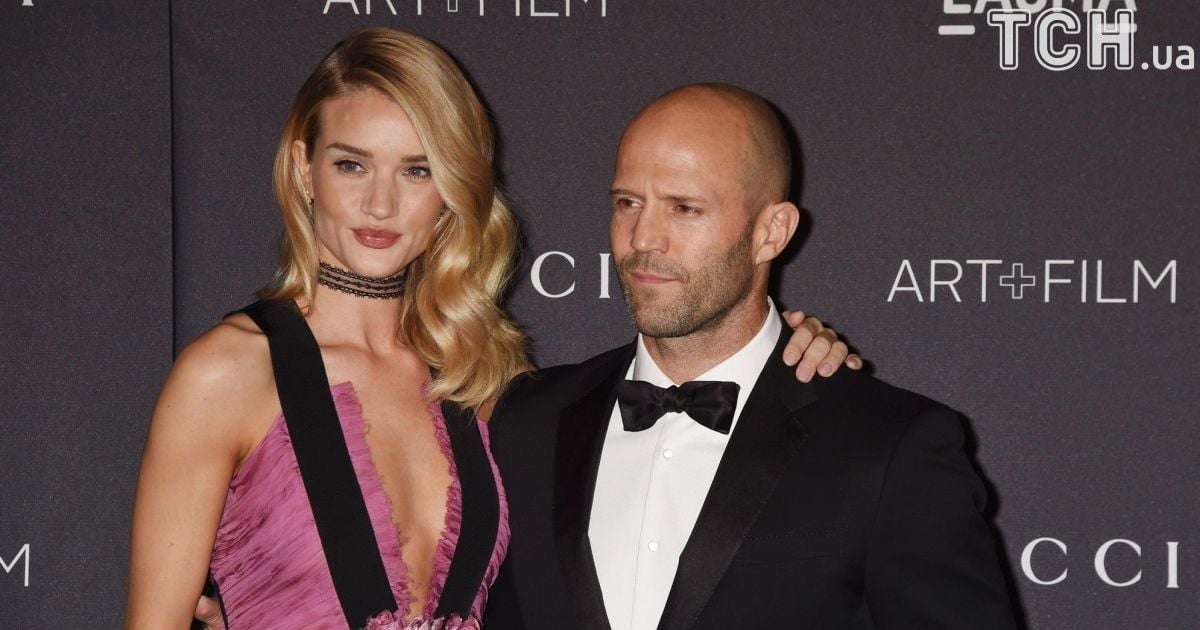 Невеста голливудской звезды Джейсона Стэйтема родила ему сына