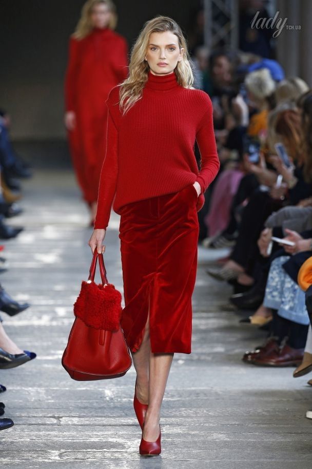 Коллекция Max Mara прет-а-порте сезона осень-зима 2017-2018 / © East News