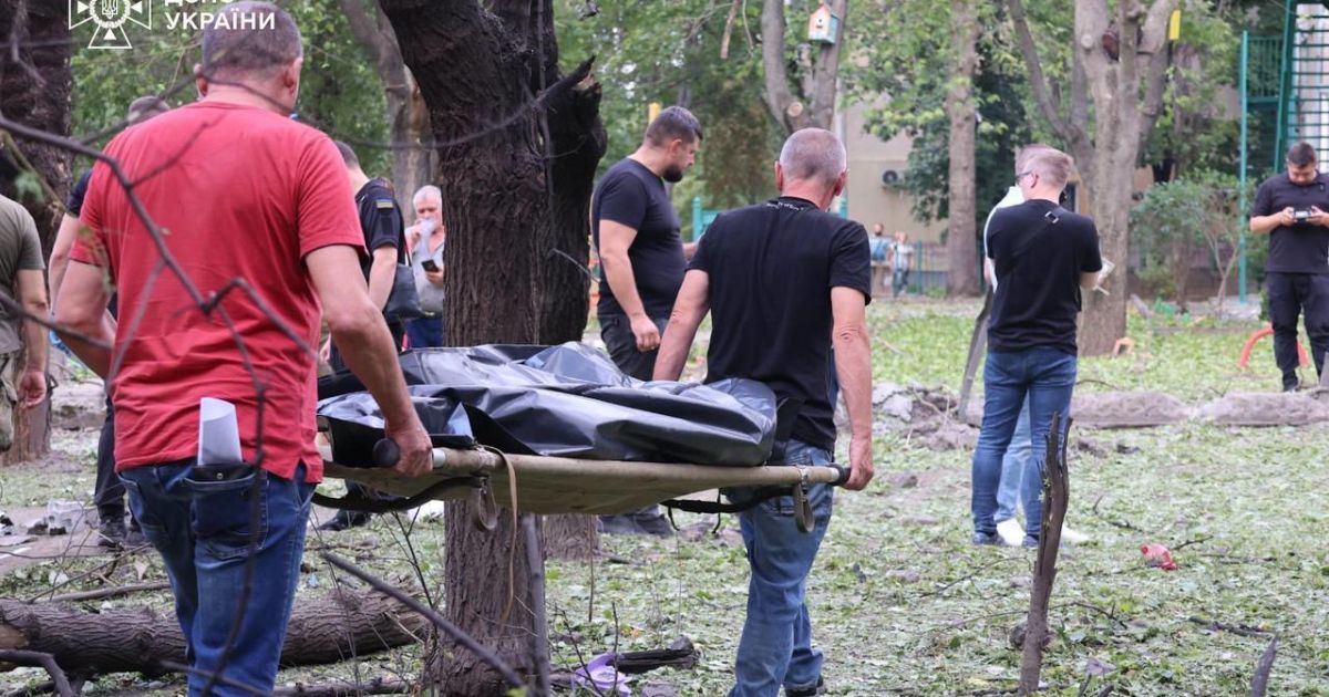 Three people killed as a result of a missile attack on Mykolaiv