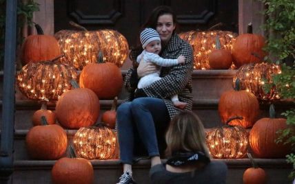 Звезды в реальной жизни: Лив Тайлер украсила дом к Хэллоуину