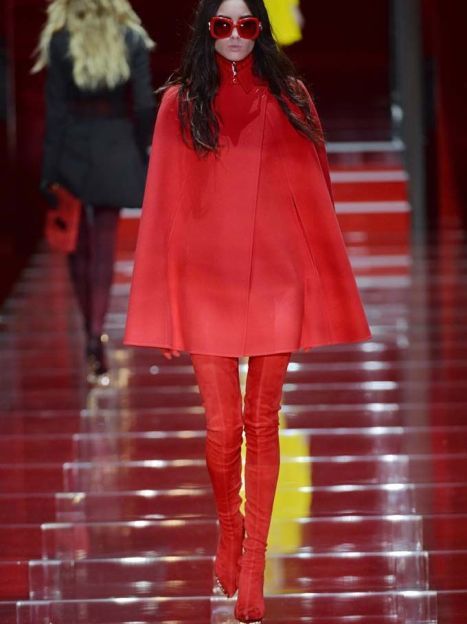 Коллекция&nbsp;Versace прет-а-порте сезона осень-зима 2015-2016 / © East News