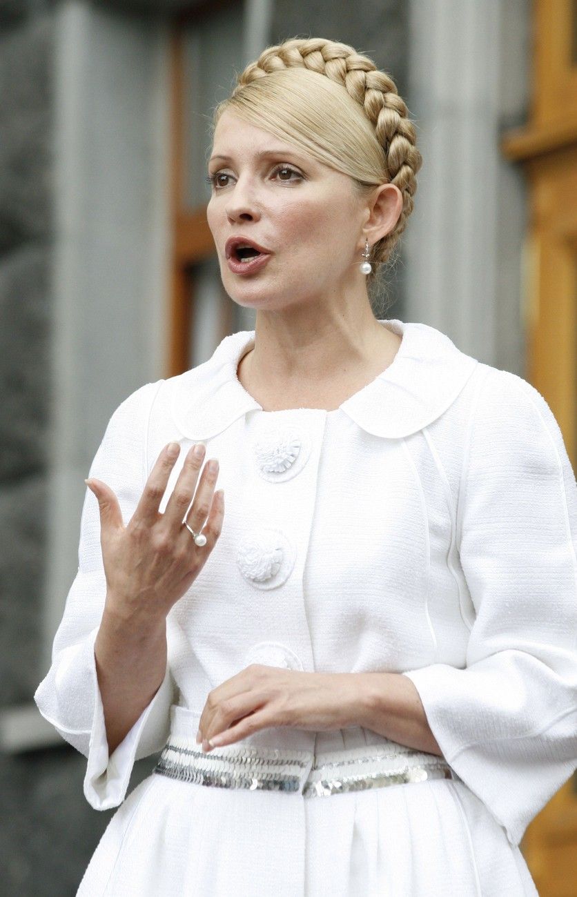 Порно қыздар жігіттің аузына сисады