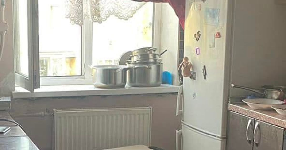 На Киевщине 2-летний мальчик выпал из открытого окна и погиб