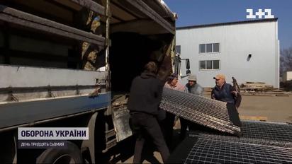 Волонтеры по всей Украине ищут металл и сетки для габионов, недостающих в горячих точках