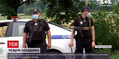 Новини України: чоловік різав 2-річного хлопчика, аби помститися колишній