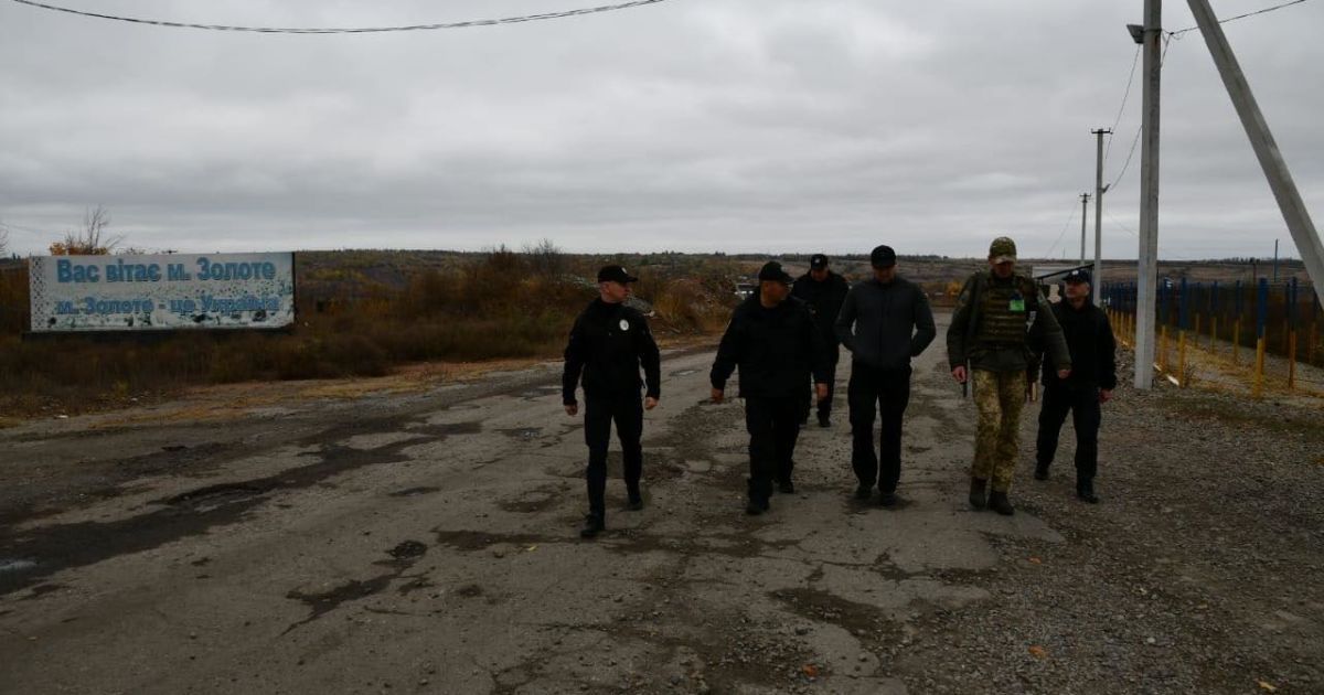 Полиция обещает усилить охрану в зоне разведения войск на Донбассе