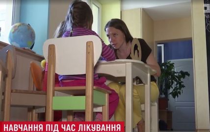 В детской больнице Киева волонтеры после двух лет подготовки открыли школу