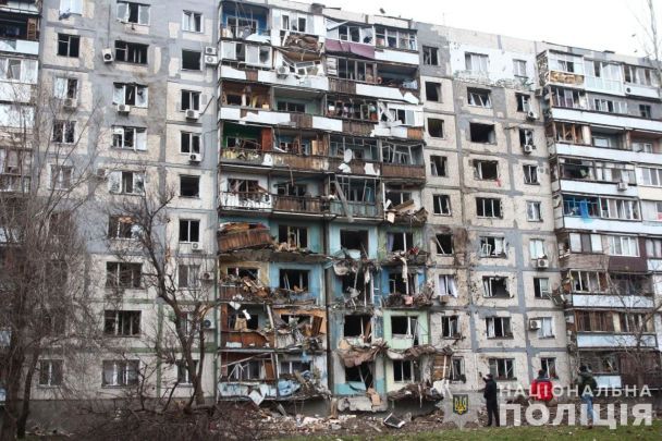 Наслідки удару по Запоріжжю вранці 22 березня / © Національна поліція України