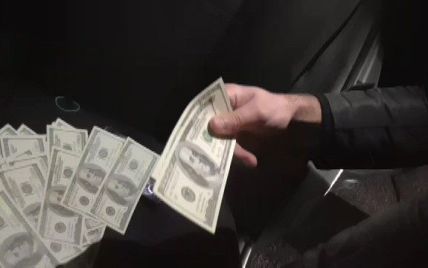 На Чернігівщині СБУ затримала депутата, причетного до збуту фальшивих грошей