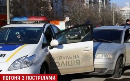Задержанные со стрельбой и гонками в Одессе грузины оказались "барсеточниками"