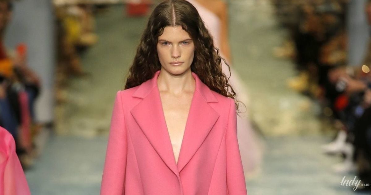 Коллекция Carolina Herrera прет-а-порте сезона осень-зима 2019-2020