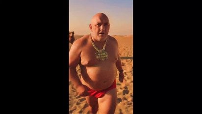 Потап показал странное видео с лицами Кароль и Лободы, сгенерированное ИИ