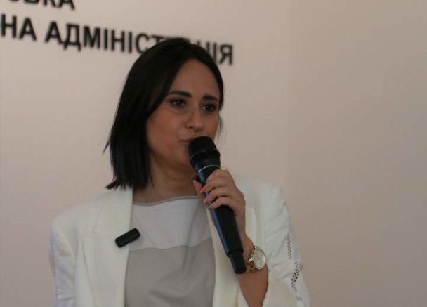 Олена Дмитрієнко провела лекцію про сексуальну освіту у Львівській ОВА / © zaxid.net