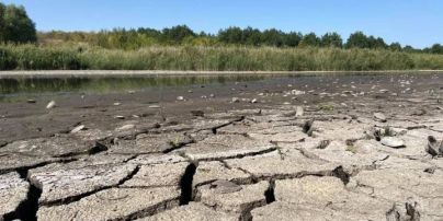 Спецпроєкт "Пий до дна": як в Україні зникає вода та скільки може коштувати її імпорт та опріснення