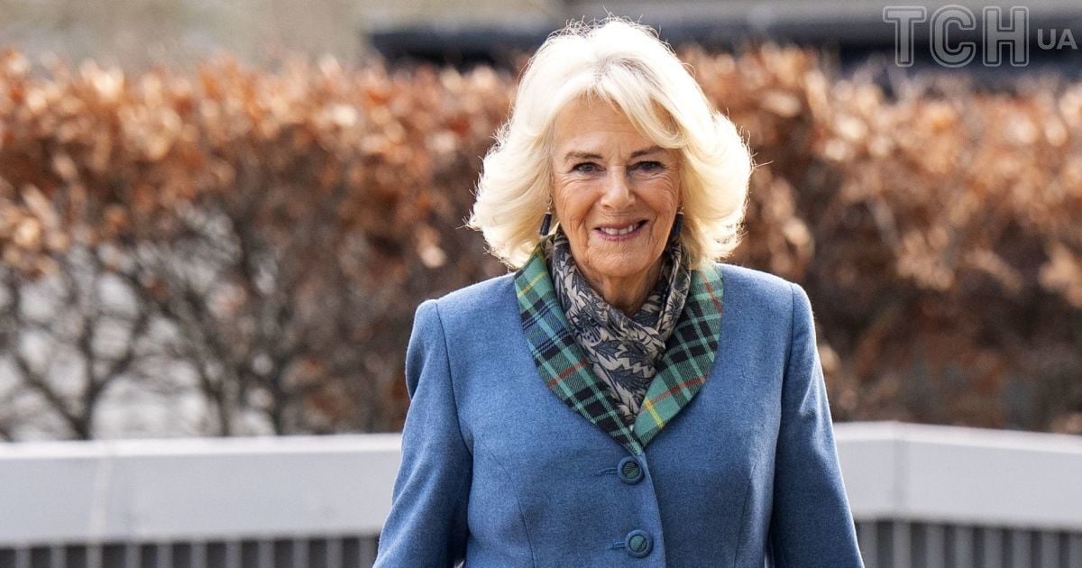 Королева Камілла