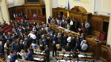 штовханина у Верховній Раді 5 жовтня_9 / © УНІАН