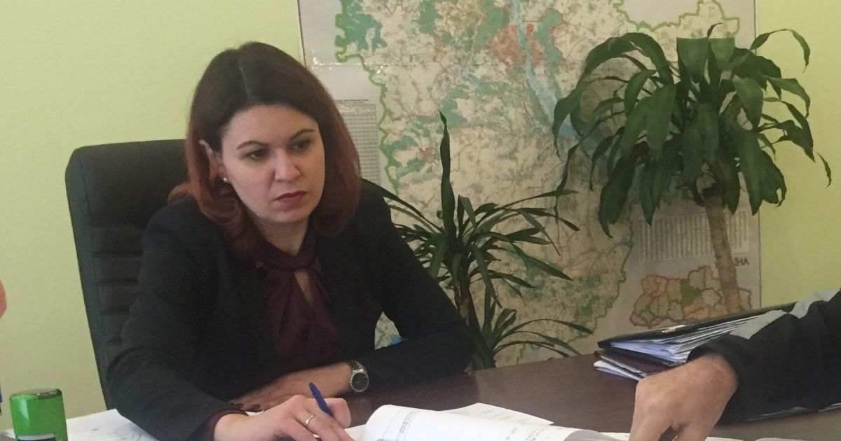 Правительство отстранило от работы "токсичную" руководительницу Госгеокадастра в Киевской области