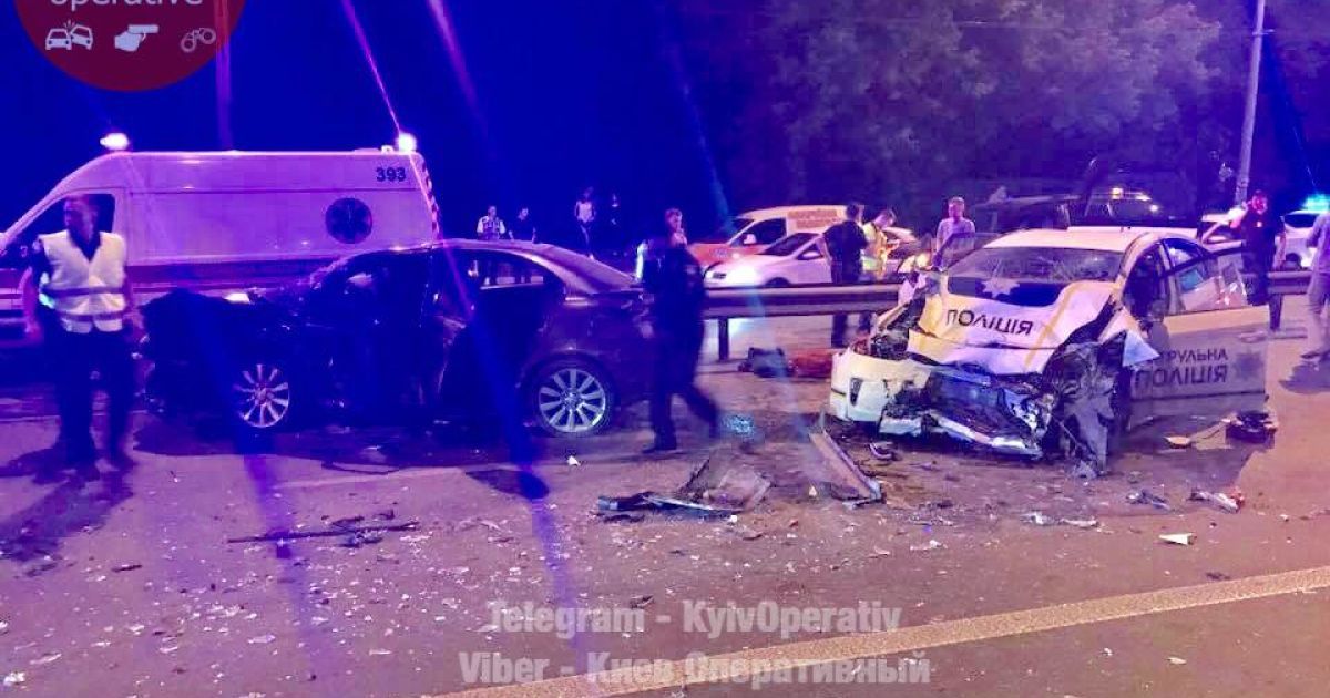 ДТП у Києві на Гетьмана_3 / © Facebook/Киев Оперативный