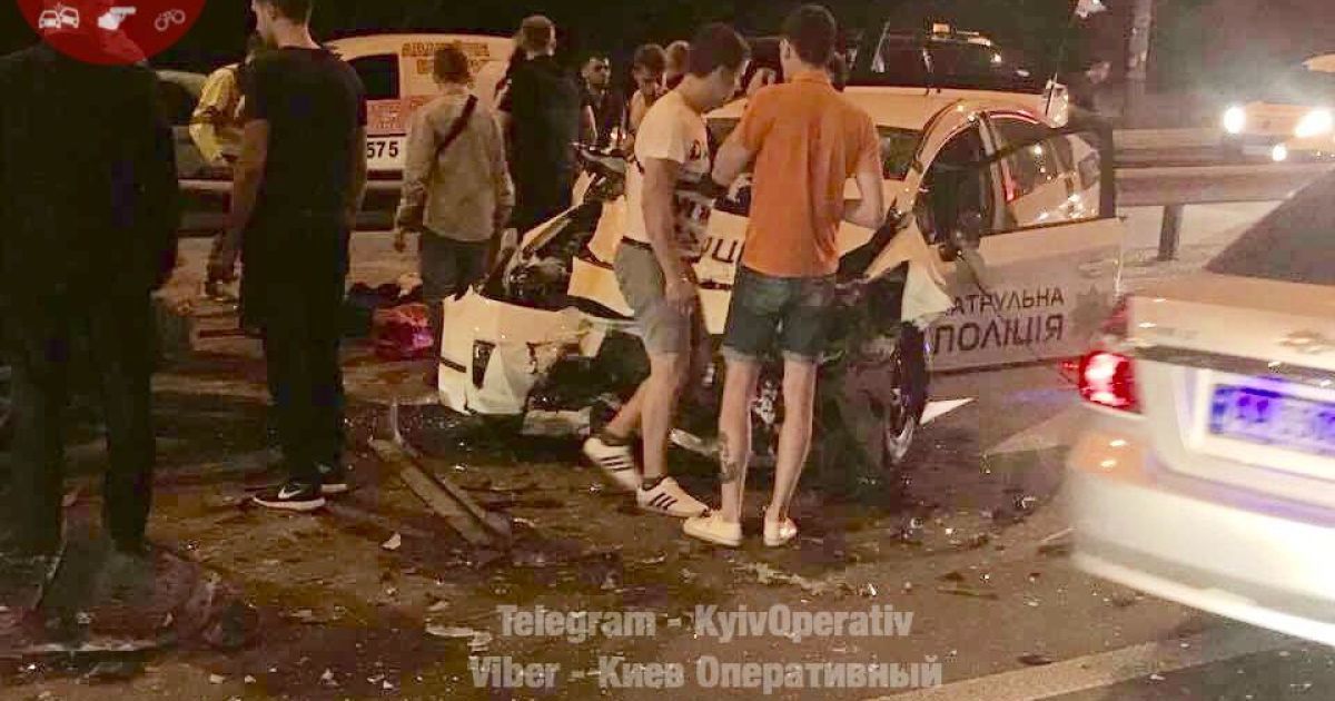 ДТП у Києві на Гетьмана_4 / © Facebook/Киев Оперативный