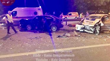 ДТП у Києві на Гетьмана_1 / © Facebook/Киев Оперативный