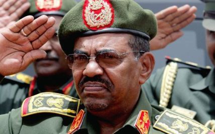 Судан попросив у Путіна захисту від "агресії" США
