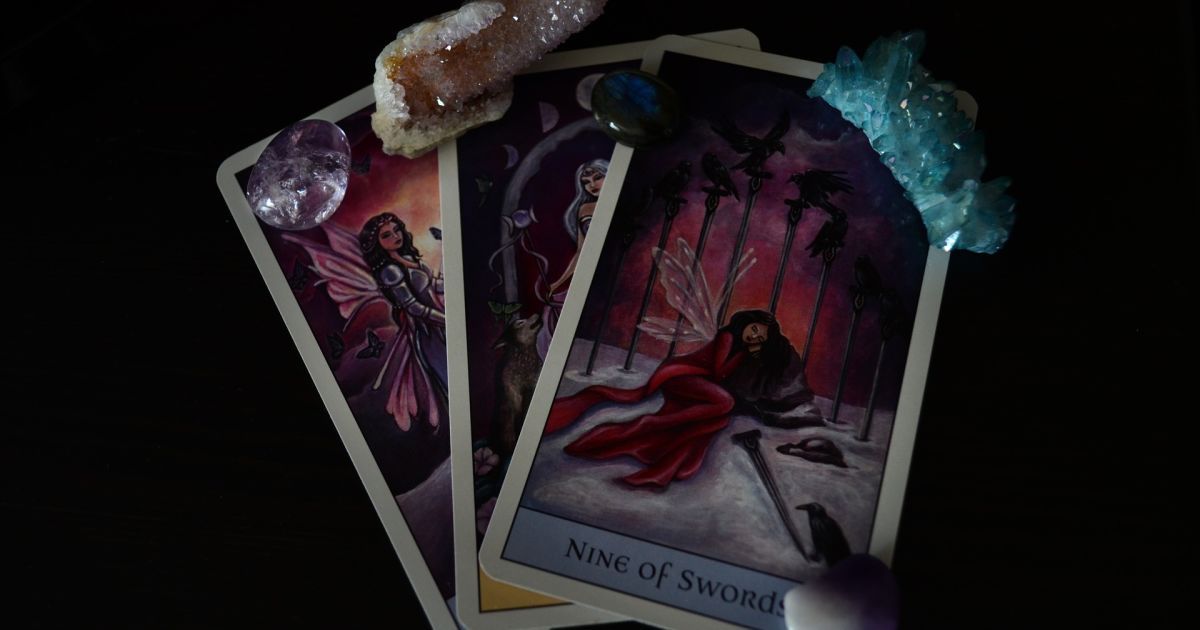 Гороскоп на 10 вересня для всіх знаків зодіаку за картами Таро