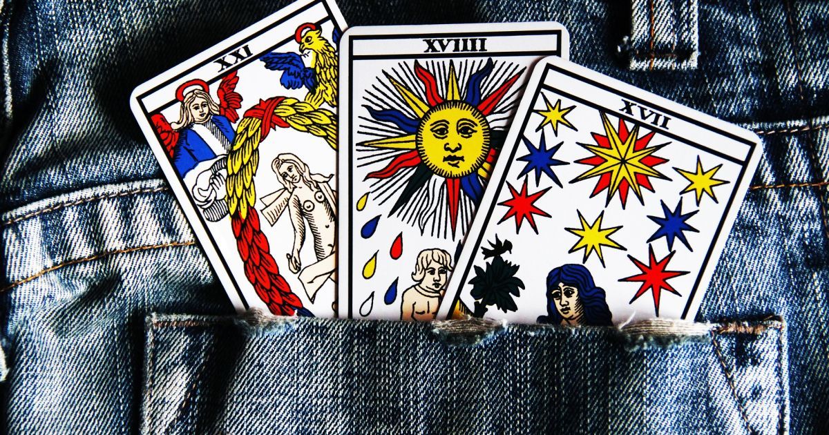 Гороскоп на 18 вересня для всіх знаків зодіаку за картами Таро