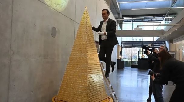 Найдорожча ялинка у світі / Фото: NF/newsX