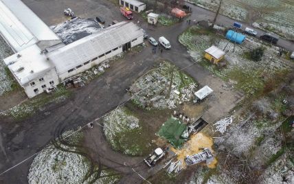 Падіння ракети у Польщі: усі служби завершили огляд місця події, у селі прощаються з загиблими