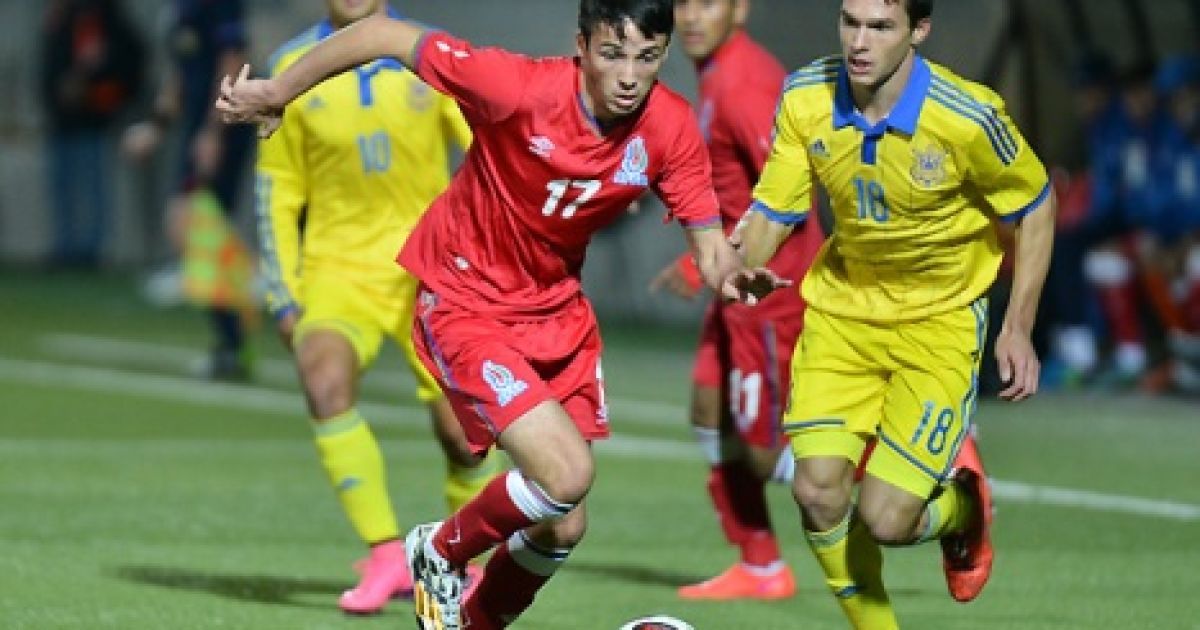 Украина разгромила Азербайджан.