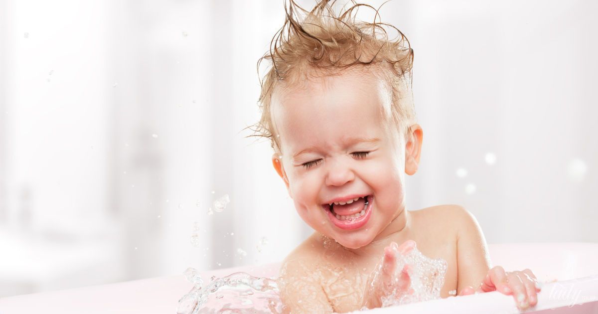 Что делать, если ребенок боится купаться в ванной: 7 советов для родителей