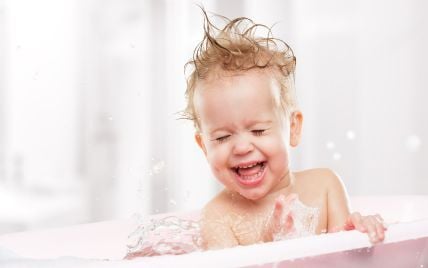 Що робити, якщо дитина не хоче купатися у ванні