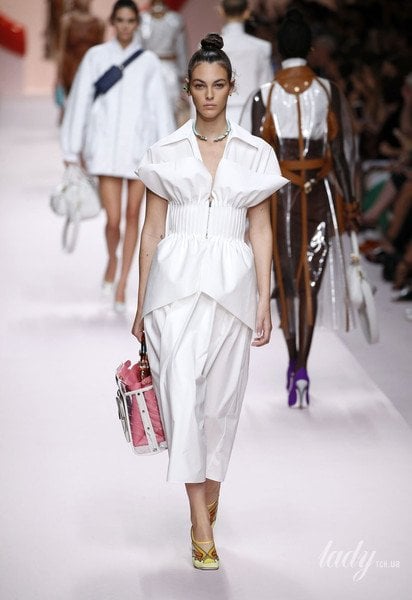 Коллекция Fendi прет-а-порте сезона весна-лето 2019 / © East News