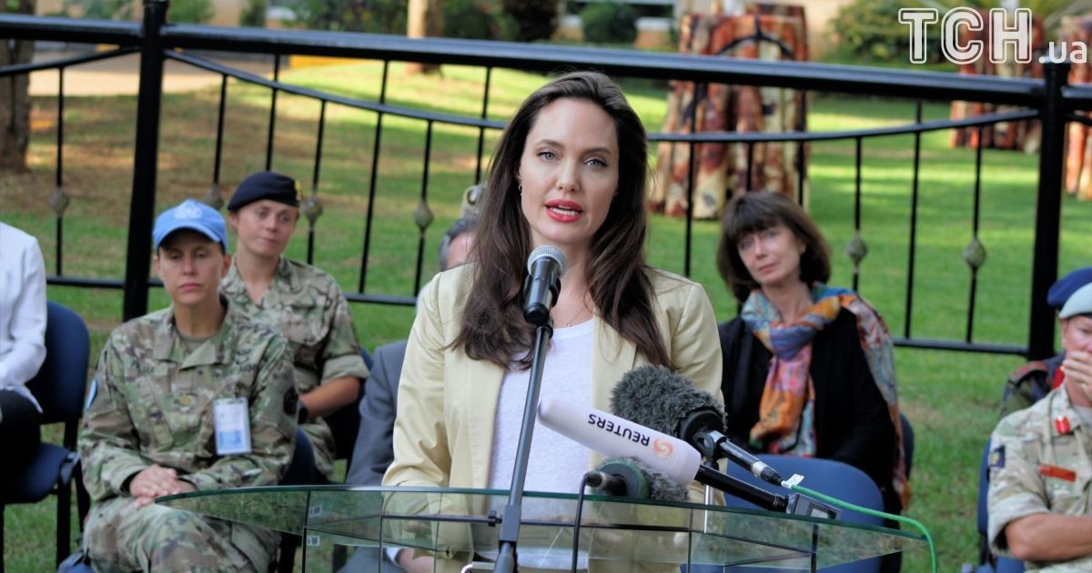 Анджеліна Джолі підняла питання сексуального насильства військових над біженцями