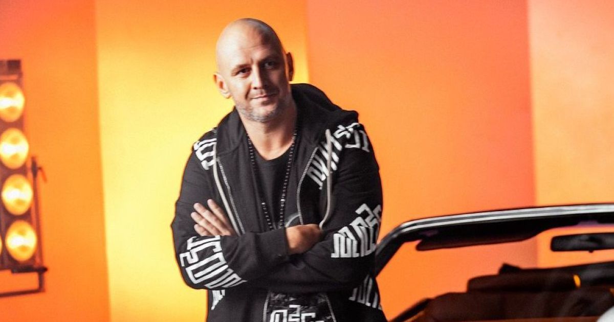 Потап выложил солнечную фотографию с сыном и поздравил всех с Днем Андрея