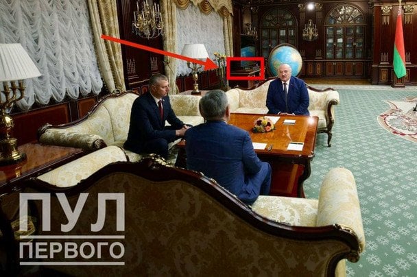 «Орешнік» на столі Лукашенка / © Пул Першого Telegram-канал