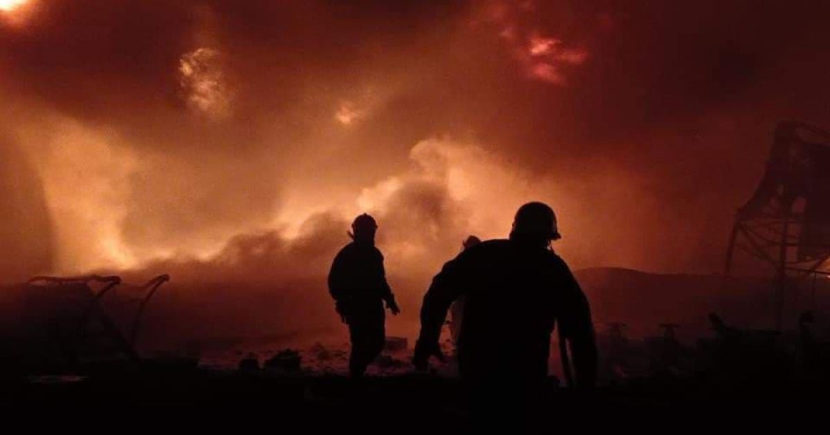 Авиационные удары РФ по нефтебазам в Житомирской области: расследуется совершение экоцида