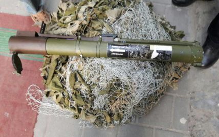 На Луганщине в бывшем колбасном цеху нашли тайник боеприпасов