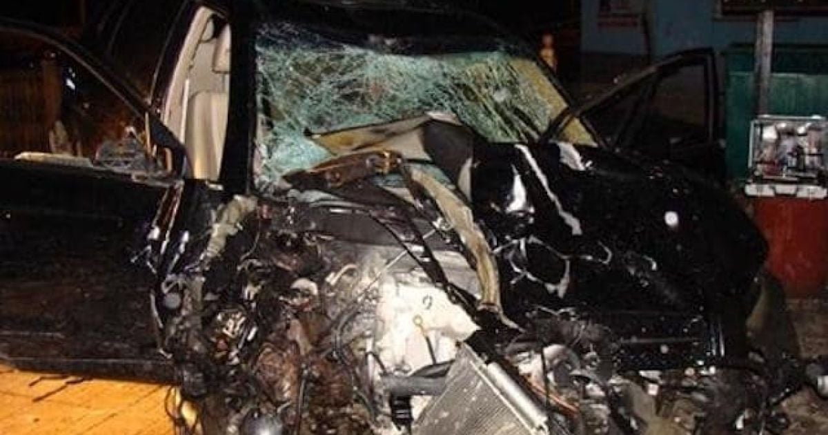 В Каховке партизаны взорвали автомобиль коллаборанта: он в реанимации
