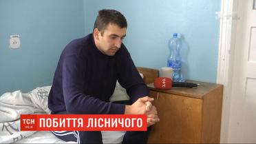 На Киевщине полицейский, медик и бывший егерь избили лесника, который застал их на вырубке леса