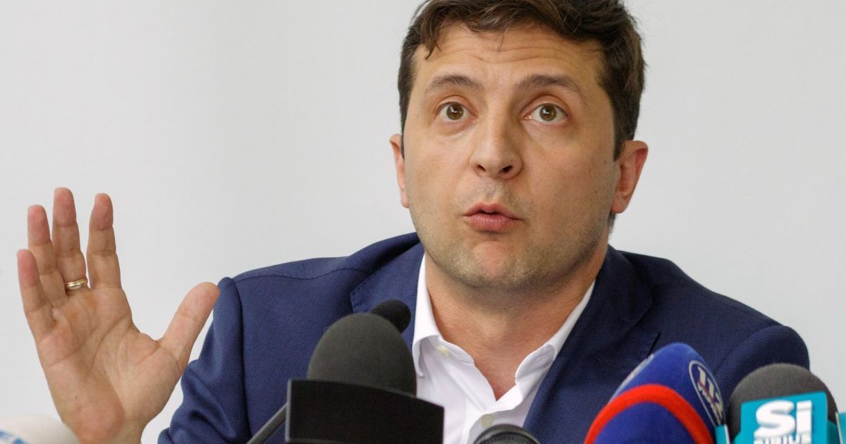 "Иди гуляй, господи". Зеленский выгнал секретаря горсовета Борисполя с встречи