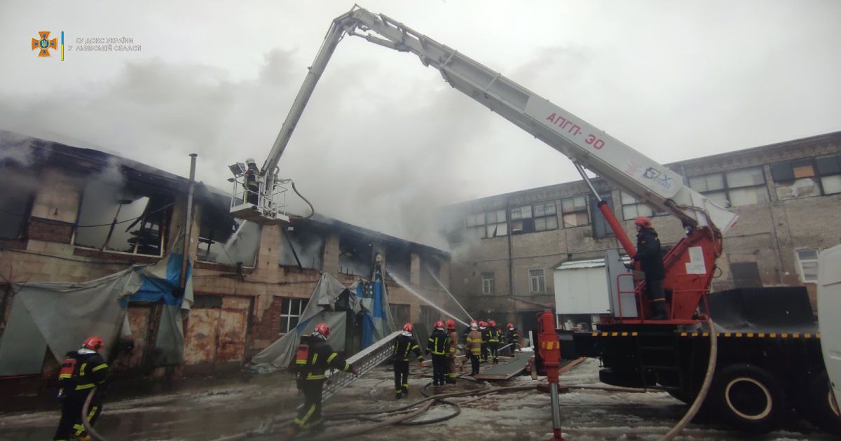 Пожежа у Львові_3 / © Управление ГСЧС во Львовской области