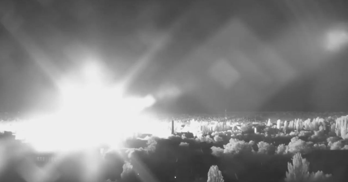 Russian Invaders Ruined Humanitarian Aid Warehouse in Mykolaiv: Kim Shared Video of Attack 