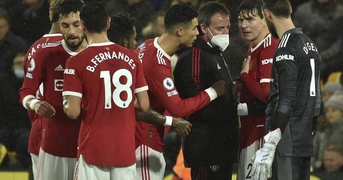 Ближайший матч Роналду в АПЛ под угрозой срыва: по "Манчестер Юнайтед" ударил коронавирус