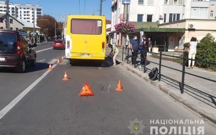 В Тернополе водитель маршрутки насмерть сбил мужчину, который ехал на моноколесе